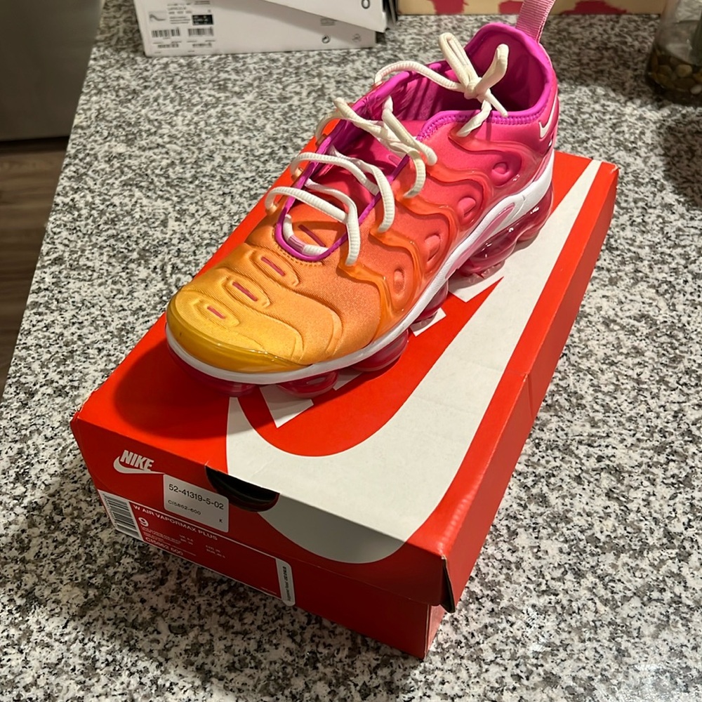 Ombré sunset vapor max
